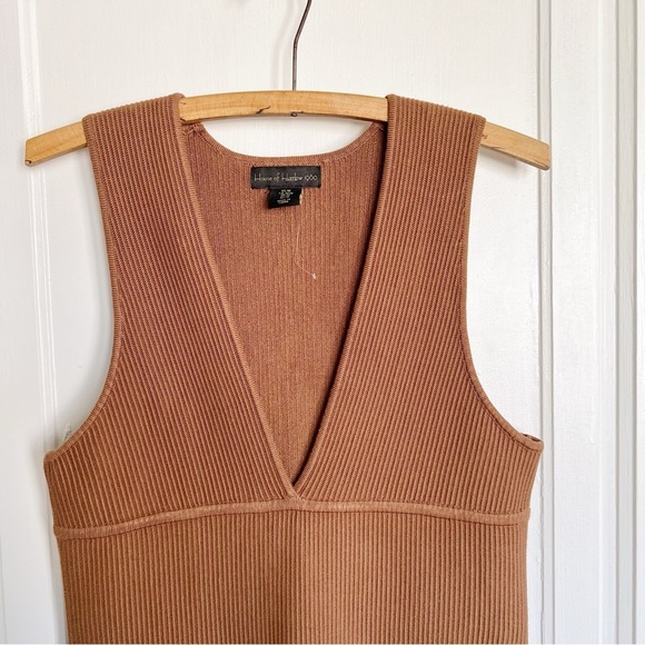 House of Harlow 1960 • Luxe Essentials Sleeveless V Neck Ribbed Mini Dress brown - Picture 3 of 8